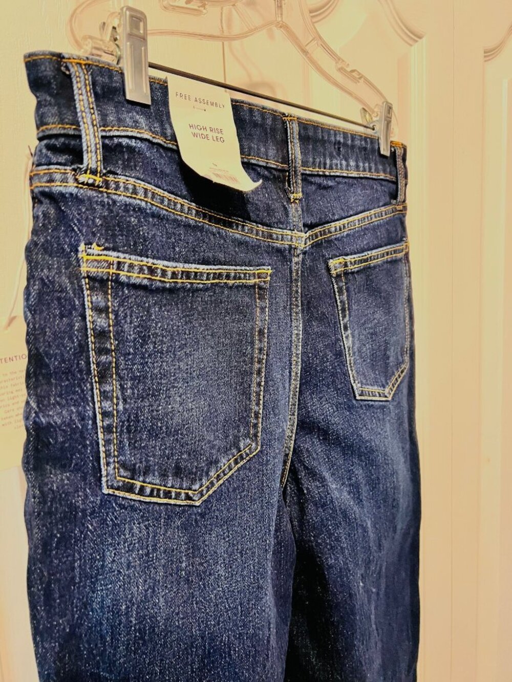 Free Assembly High Rise Wide Leg-NWT-Women's Blue Jeans/Denim-Size 4-Stretch - Picture 11 of 15